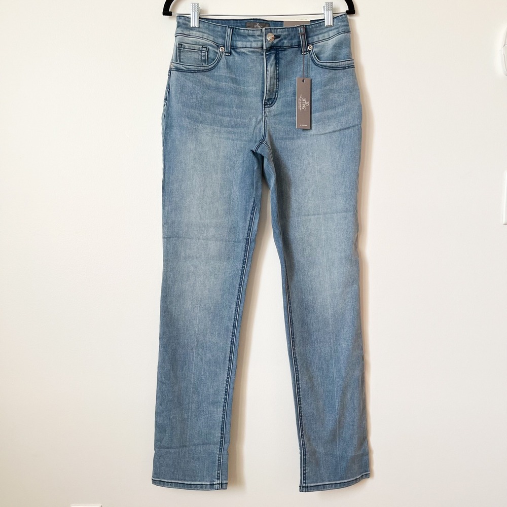 NEW Chico's So Lifting Slim Leg Denim Jean Womens Small / 6